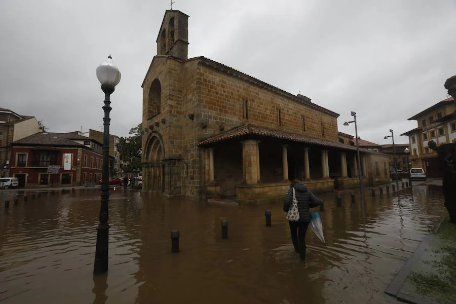 Fotos Las lluvias provocan inundaciones en Trubia y cortan carreteras